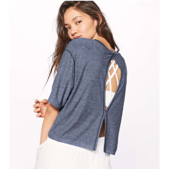 Lululemon Size Medium Intended Short Sleeve Heather Cobalt Crop Top Open Back - Picture 3 of 8